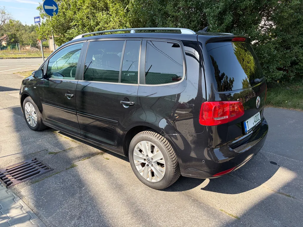 Volkswagen Touran – fotografie 4